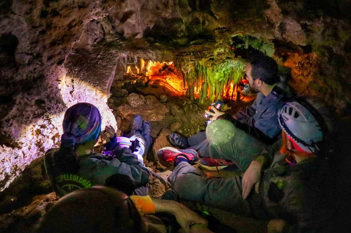 Espeleofotografía en la&nbsp;Sabina